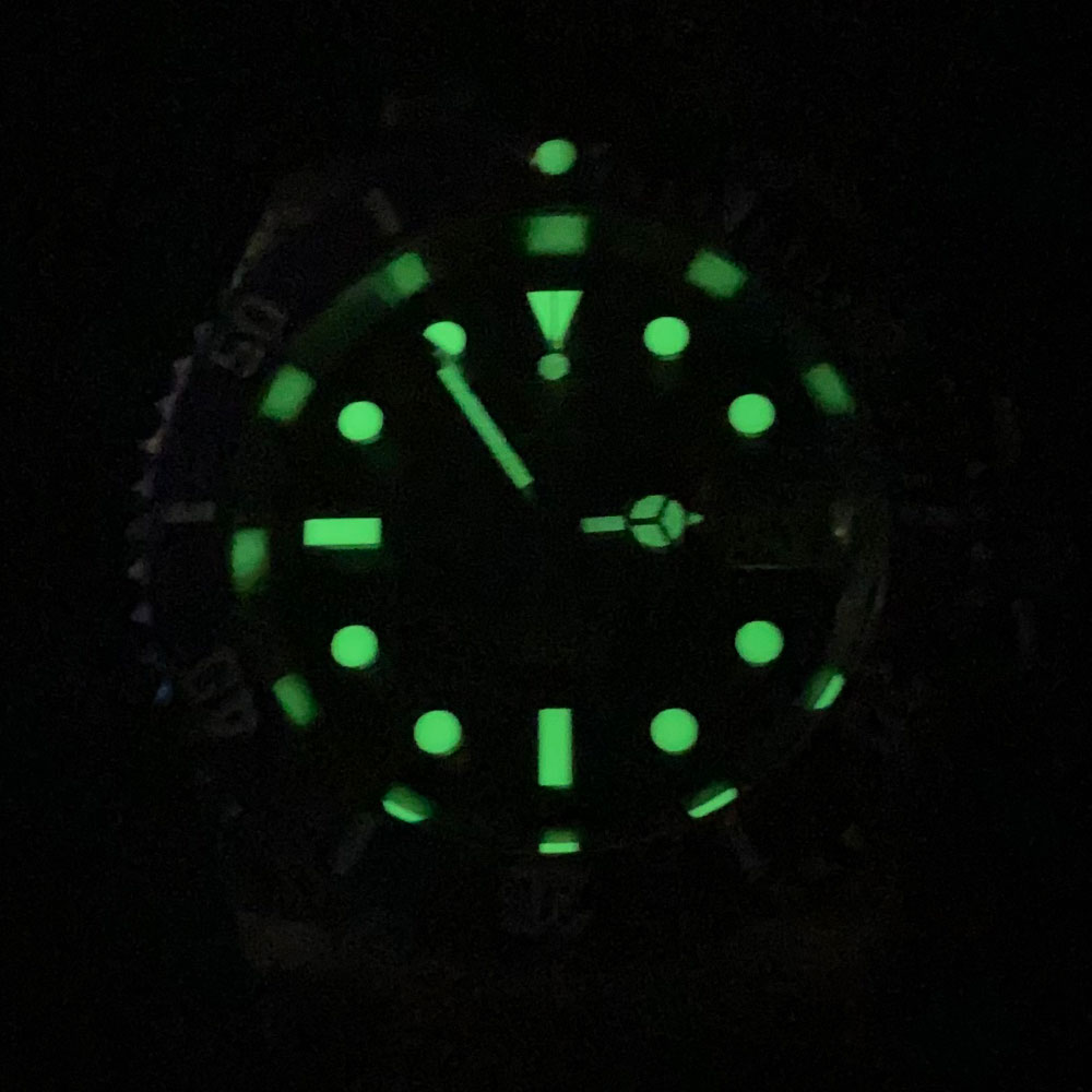 200M ダイビング タンドリオ 40mm 日本製 NH35 - Rolex Watch Submariner のレビューと価格