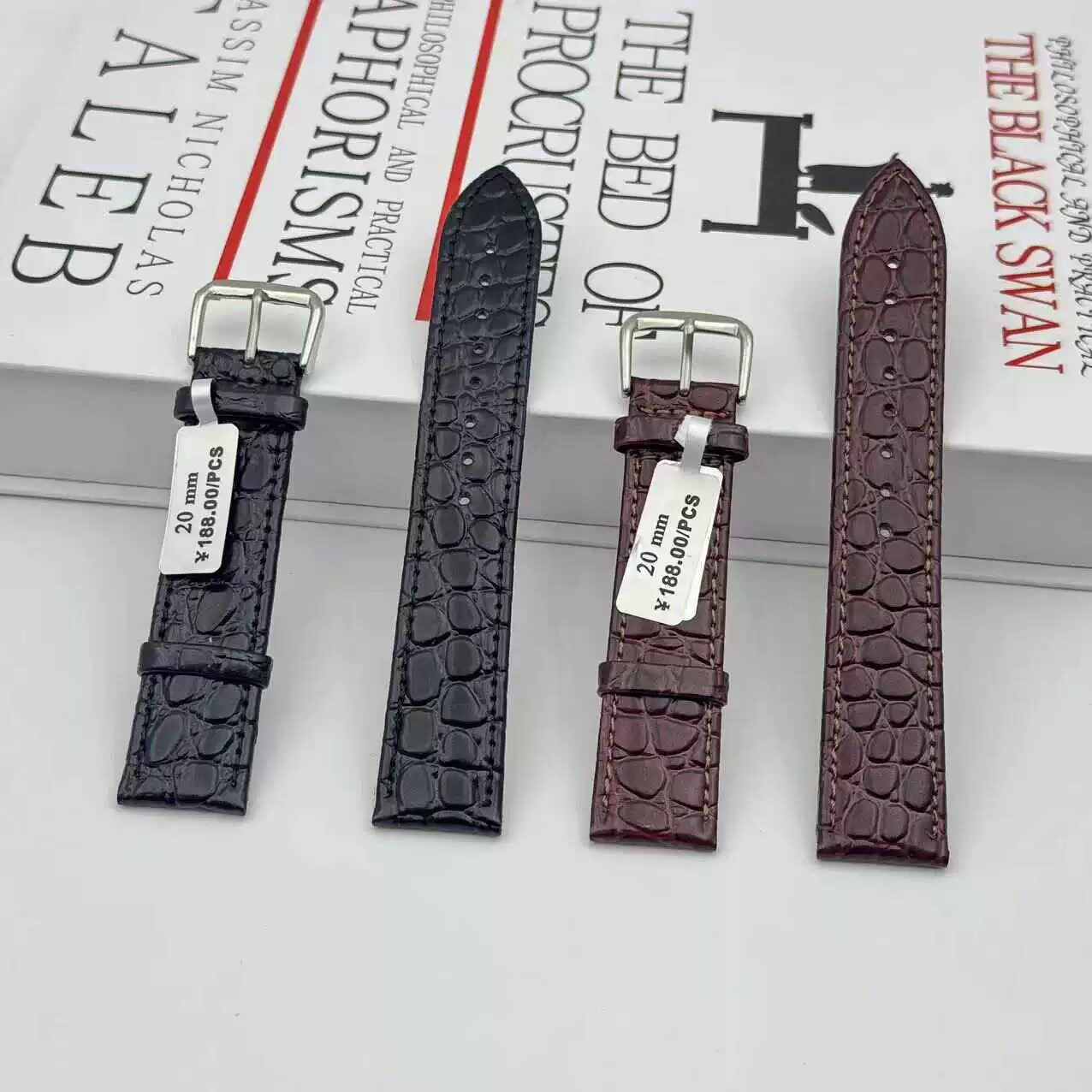 薄い本革時計ベルトストラップ 10 12 13 14 15  - Suede Strap Watch のレビューと価格